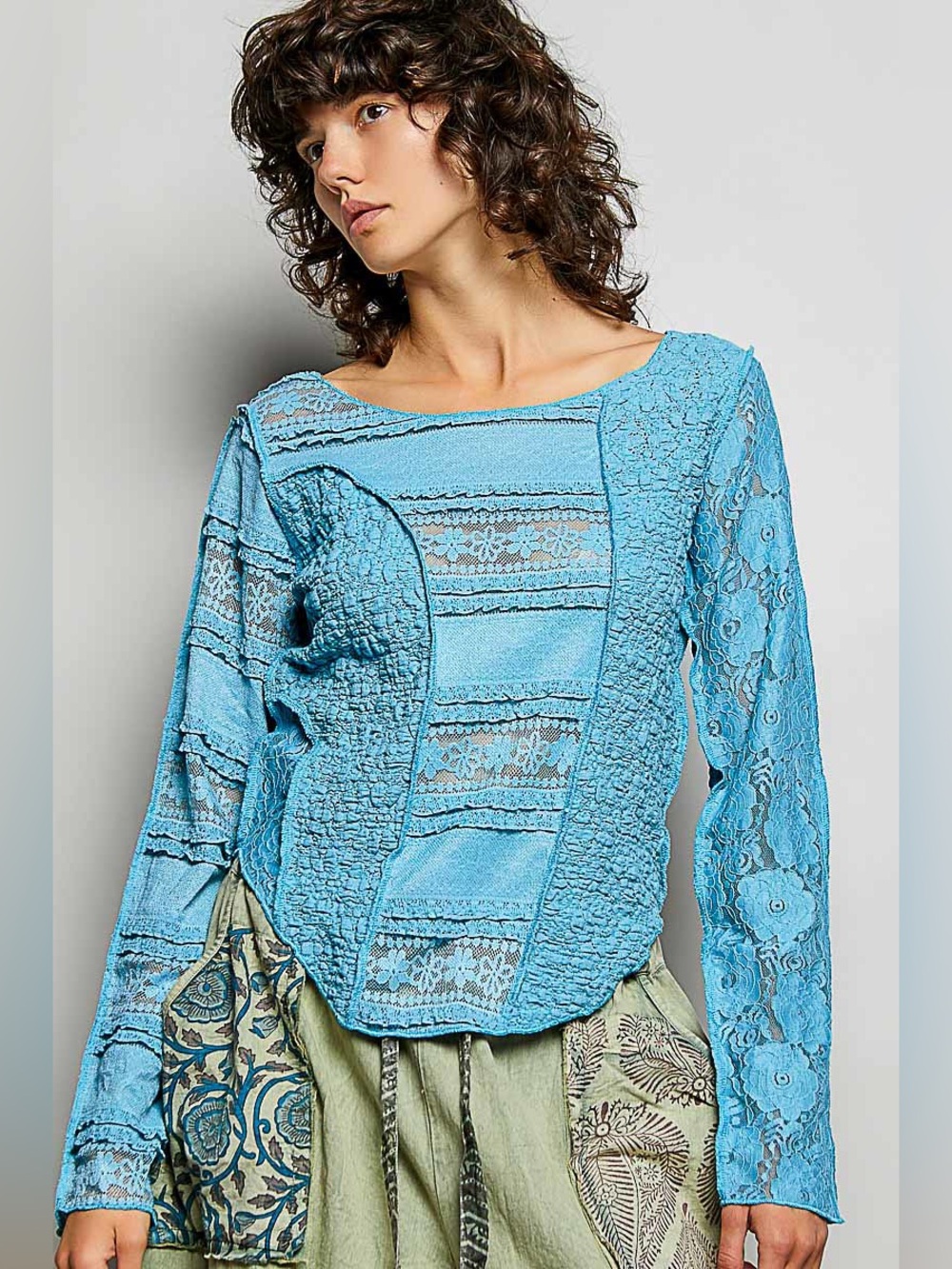 POL Round Neck Long Sleeve Exposed Seam Top with Lace Detail 10010004160